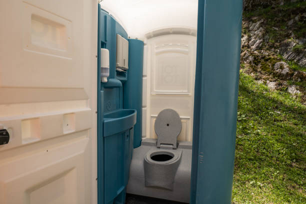 Best Portable bathroom rental  in Peridot, AZ